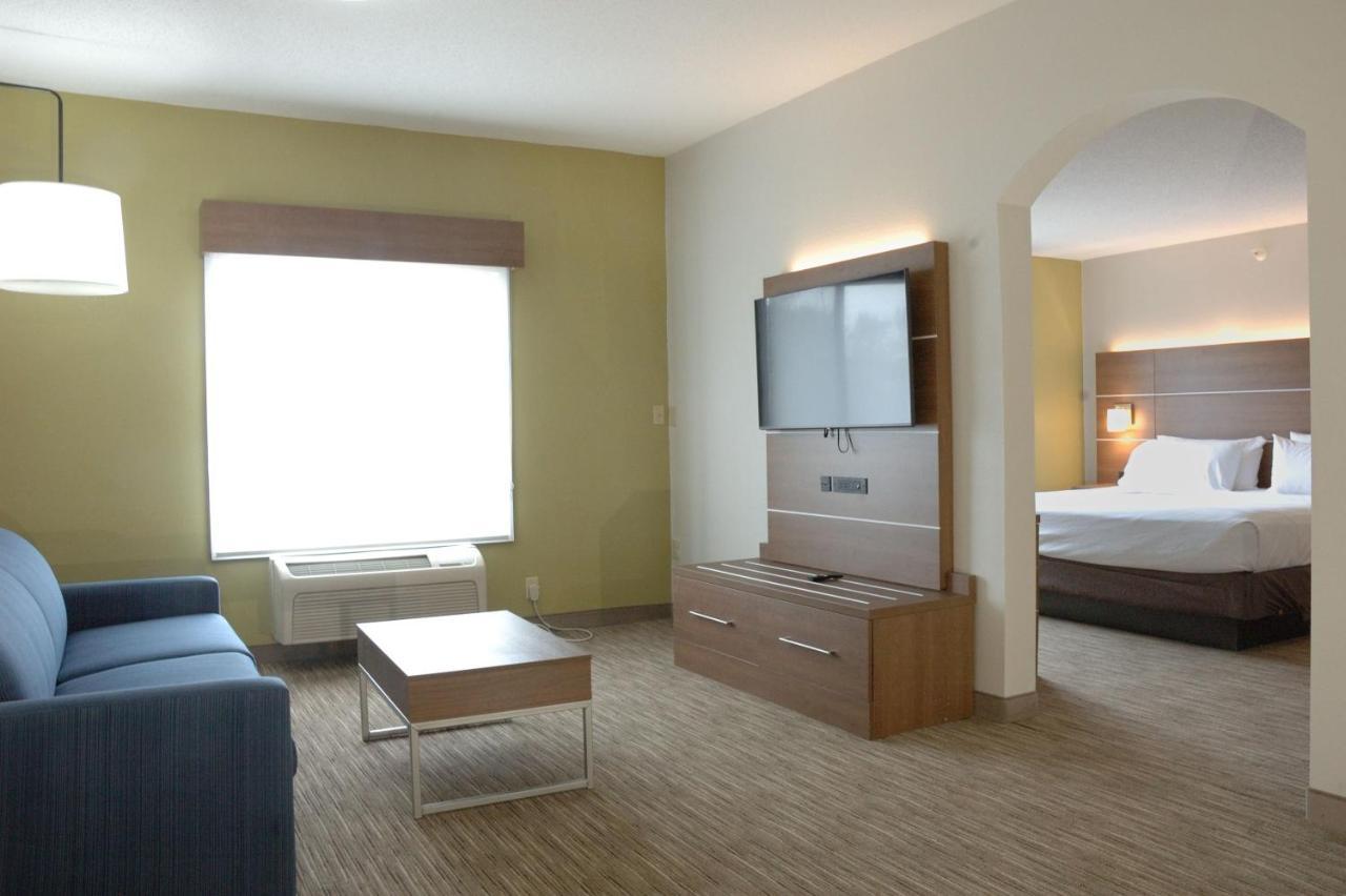 Holiday Inn Express Hotel & Suites Goshen By Ihg Ngoại thất bức ảnh