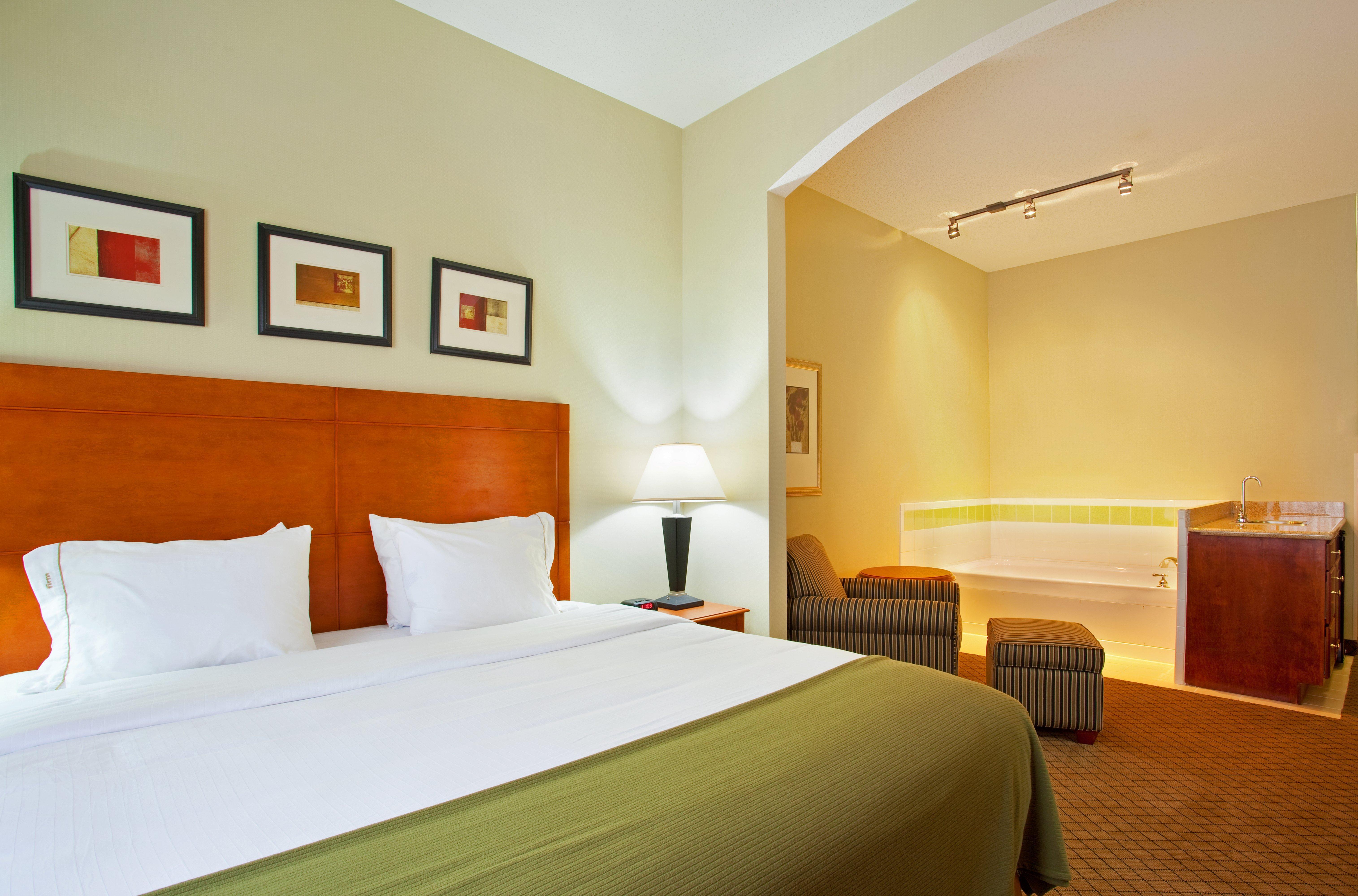 Holiday Inn Express Hotel & Suites Goshen By Ihg Ngoại thất bức ảnh