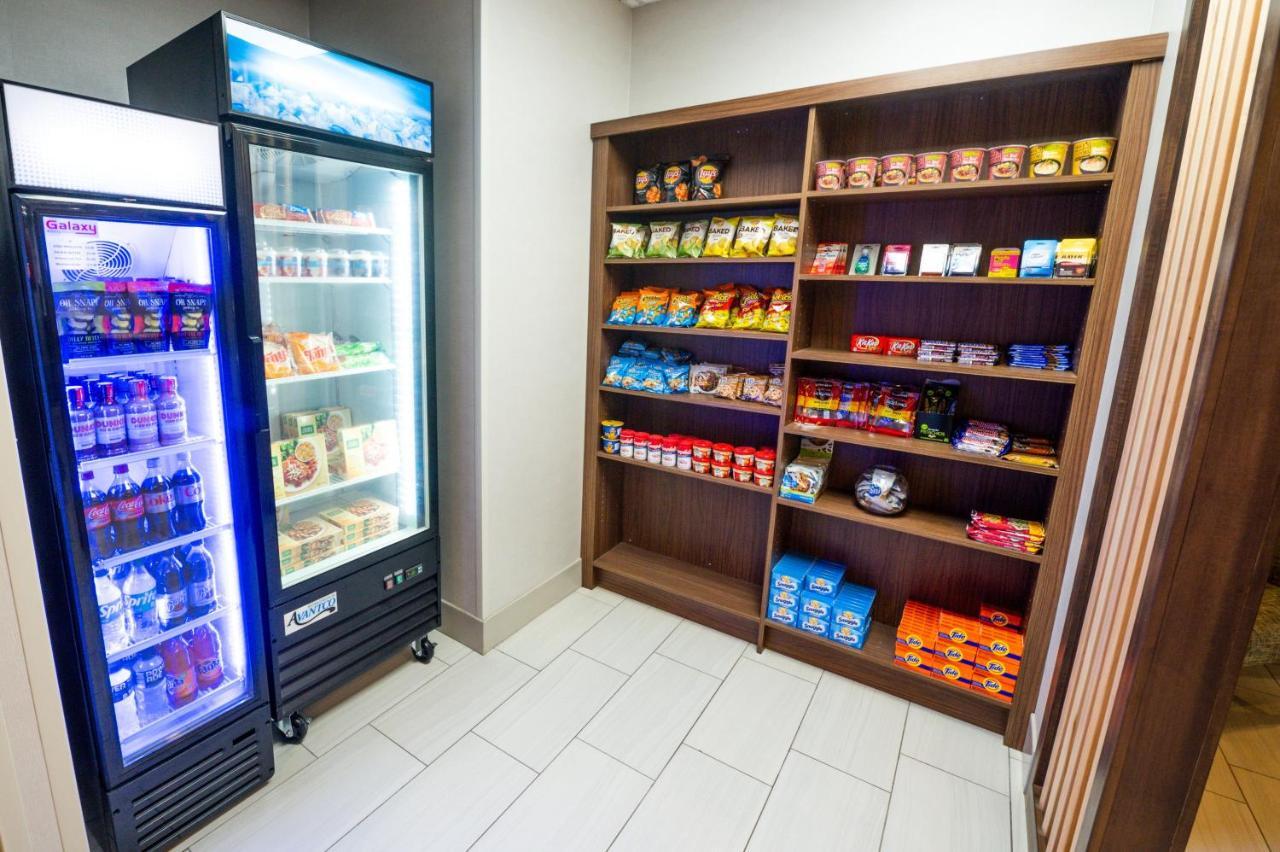 Holiday Inn Express Hotel & Suites Goshen By Ihg Ngoại thất bức ảnh