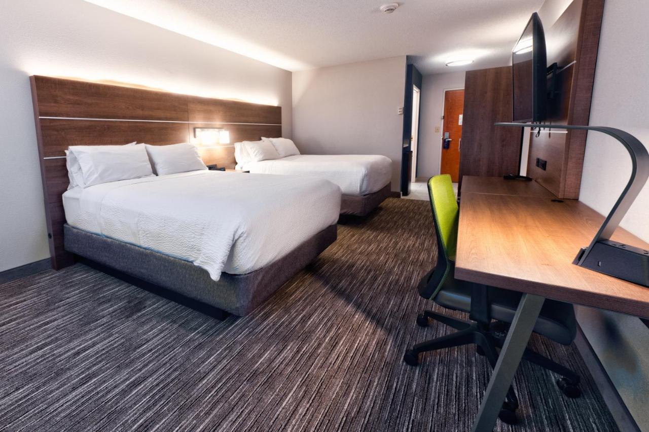 Holiday Inn Express Hotel & Suites Goshen By Ihg Ngoại thất bức ảnh