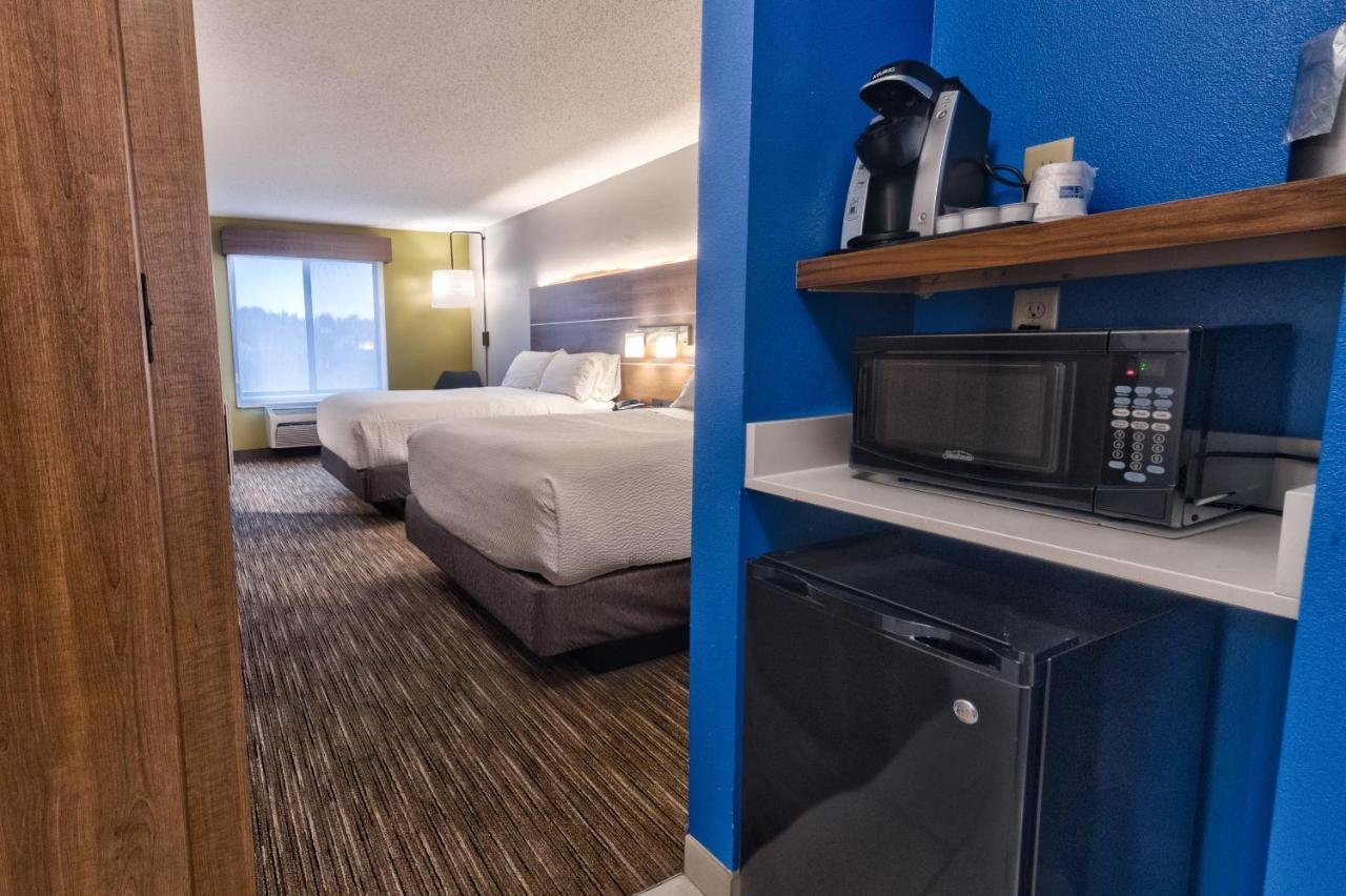 Holiday Inn Express Hotel & Suites Goshen By Ihg Ngoại thất bức ảnh