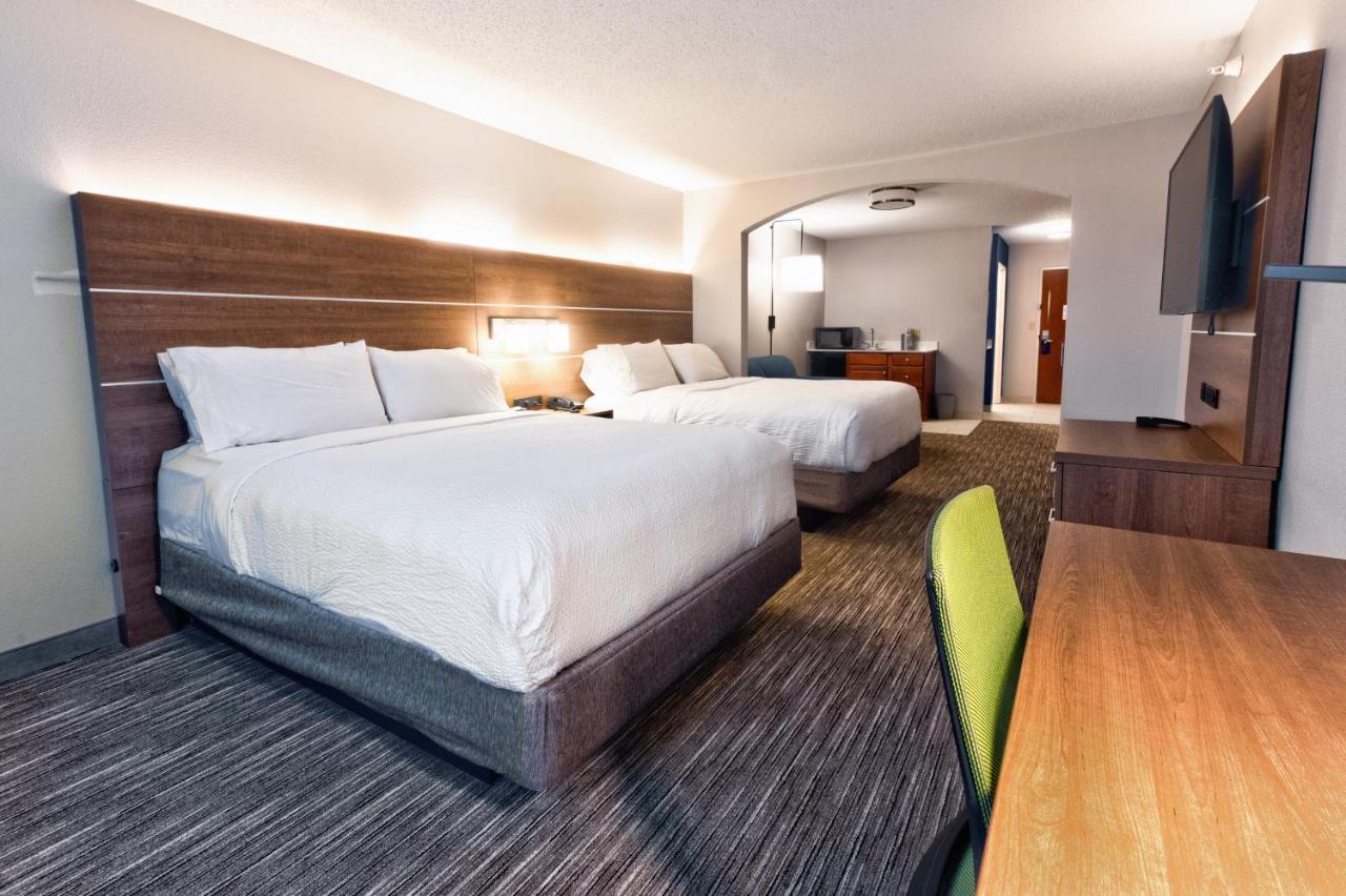 Holiday Inn Express Hotel & Suites Goshen By Ihg Ngoại thất bức ảnh