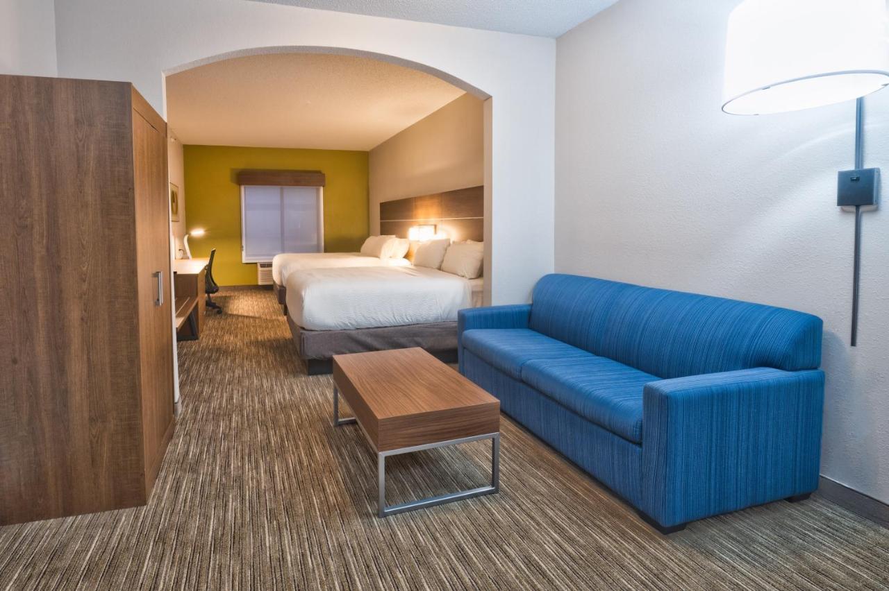 Holiday Inn Express Hotel & Suites Goshen By Ihg Ngoại thất bức ảnh