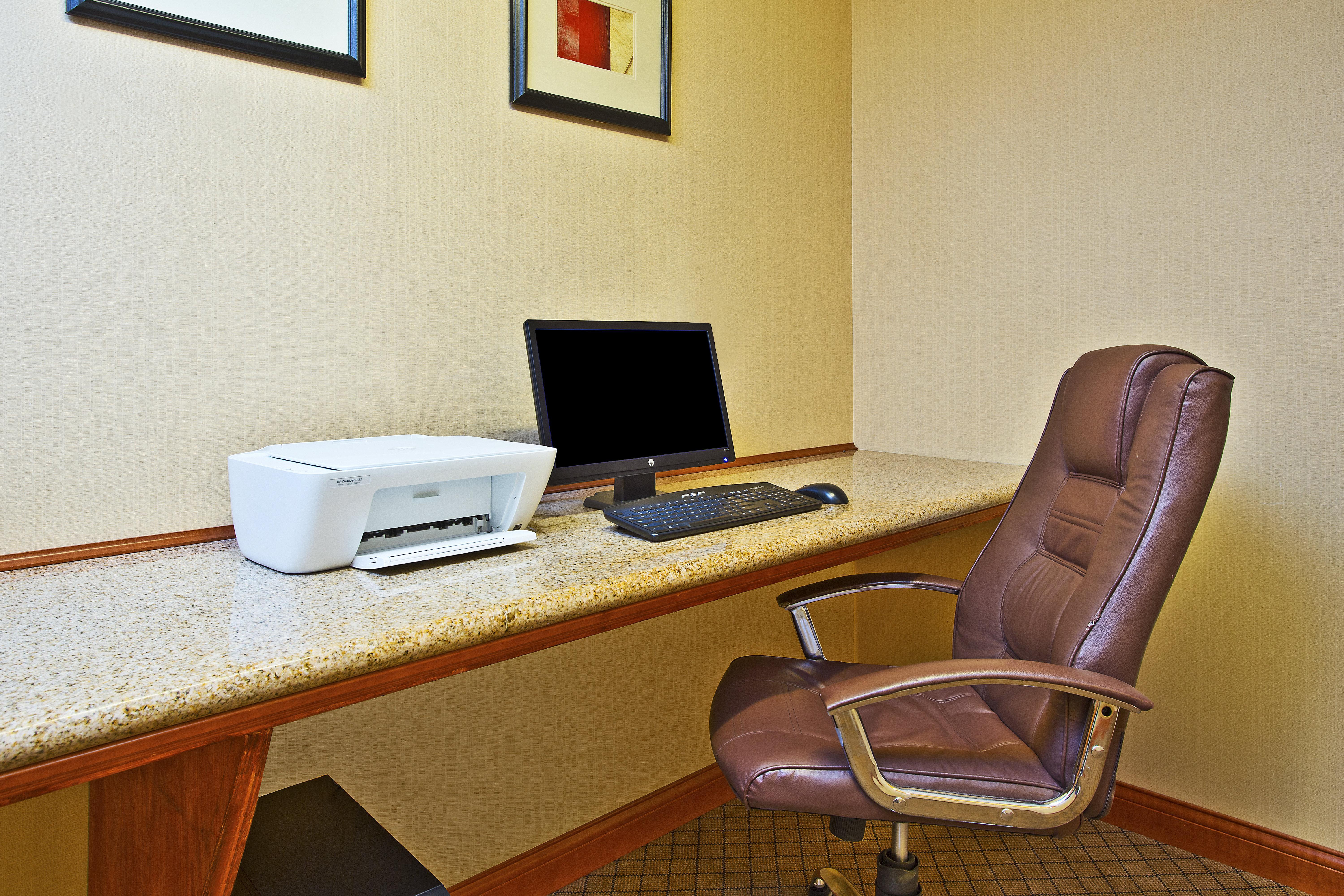 Holiday Inn Express Hotel & Suites Goshen By Ihg Ngoại thất bức ảnh